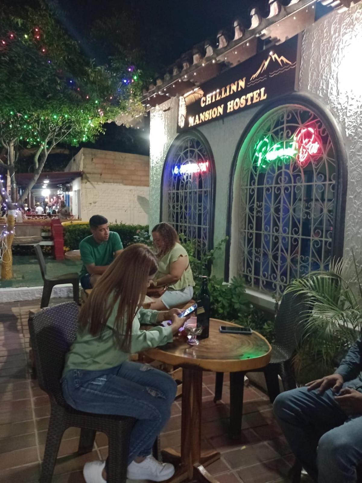The Chill In Mansion Hostel Santa Marta Bagian luar foto