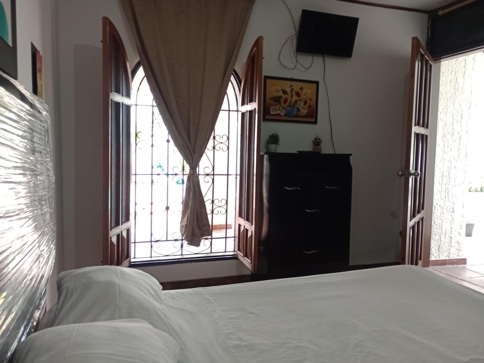 The Chill In Mansion Hostel Santa Marta Bagian luar foto