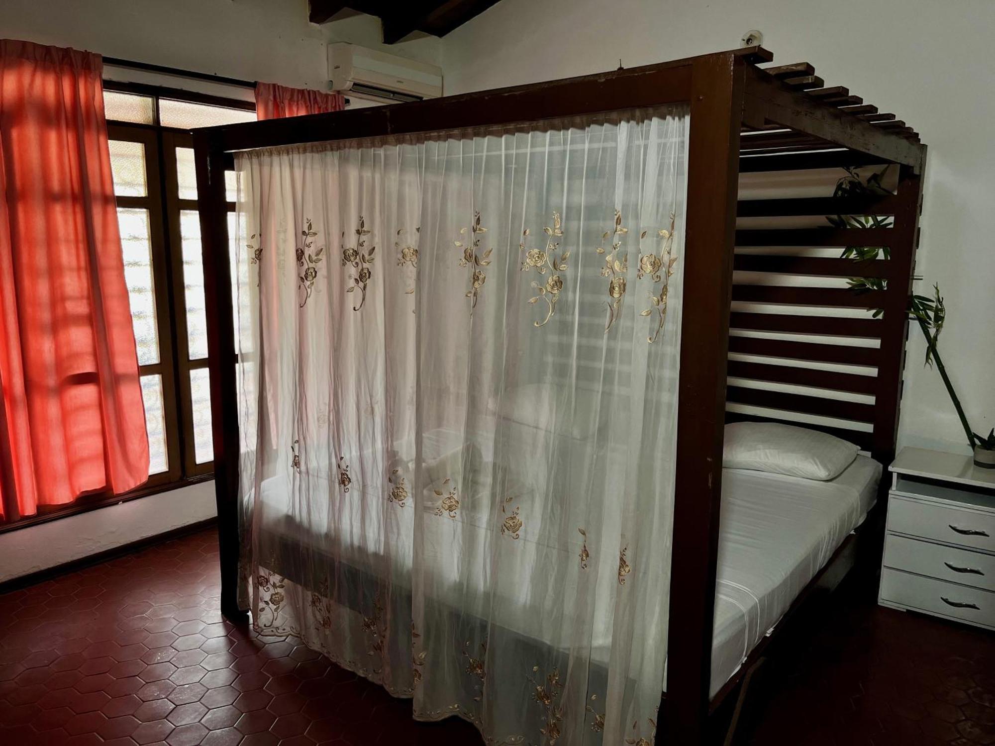 The Chill In Mansion Hostel Santa Marta Bagian luar foto