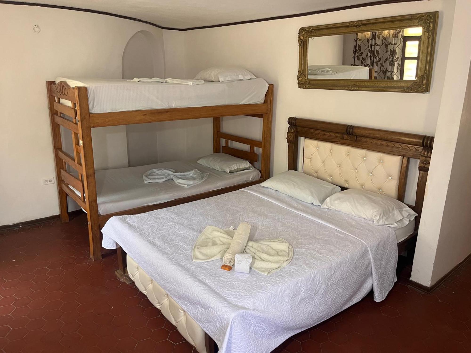 The Chill In Mansion Hostel Santa Marta Bagian luar foto