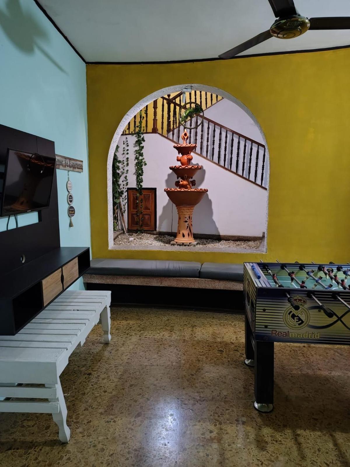 The Chill In Mansion Hostel Santa Marta Bagian luar foto